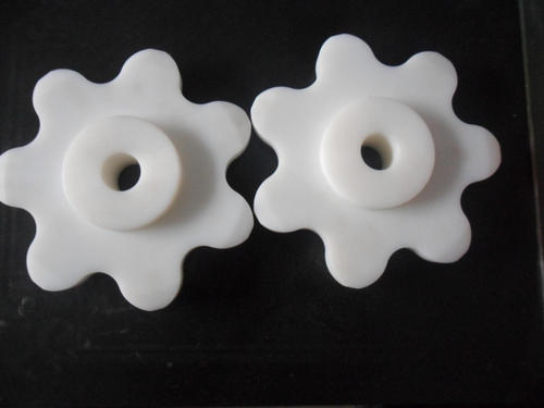 塑料制品在加工過程中塑件出現變形的情況該怎么辦?